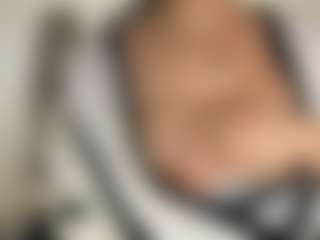 Selene Wild's Live Sex Cam Show