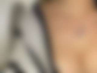 Selene Wild's Live Sex Cam Show