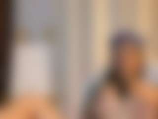 Live cam show with Selene Wild - Cum on Camsoda