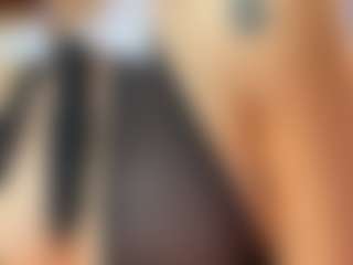 Selene Wild's Live Sex Cam Show
