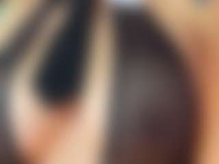 Selene Wild's Live Sex Cam Show