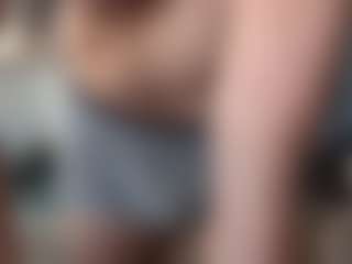 Live cam show with ANDREX1X - Brown Hair on hotwifechat.live