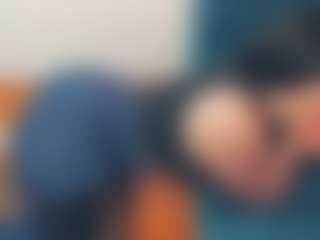 Live cam show with wowlady - Glasses on Fapmatic.com
