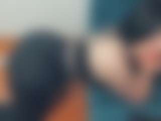 Live cam show with wowlady - Glasses on Free Soda