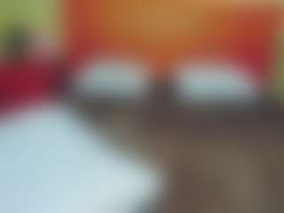 Live cam show with wowlady - Glasses on Dare Cams