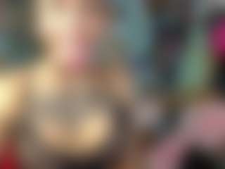 Live cam show with Nicoleink01 - MILF on chickslive.net