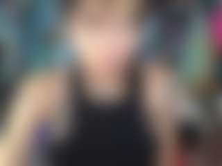 Nicoleink01 MILF webcam performer live streaming