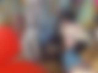Nicoleink01 MILF webcam performer live streaming