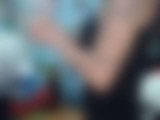 Live cam show with Nicoleink01 - Yoga MILF on AdultVida.com