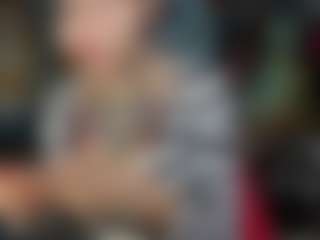 Nicoleink01 MILF webcam performer live streaming