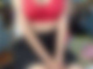 Live cam show with Nicoleink01 - Nipple Piercings on SquirtSoMuch