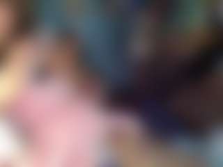 Nicoleink01 MILF webcam performer live streaming