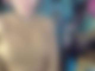 Live cam show with Nicoleink01 - Strip MILF on SinfulBabes