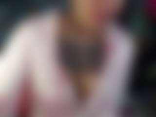 Live cam show with Nicoleink01 - Public MILF on Gym Cam Girls
