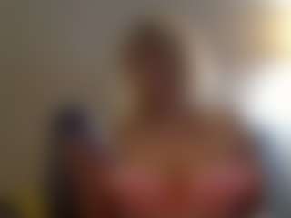 PhoenixGoldPlayhouse's Live Sex Cam Show