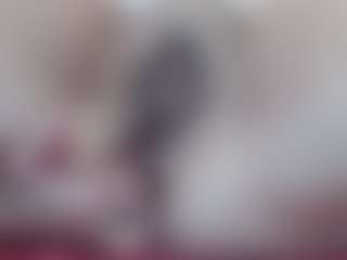 Live cam show with Elizabeth-Wild - Green Eyes on hotwifechat.live
