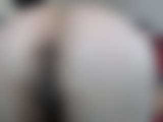 Live cam show with Elizabeth-Wild - Small Ass on galaxygirlnitro.com