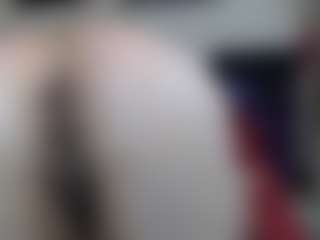 Live cam show with Elizabeth-Wild - Granny on Camsoda