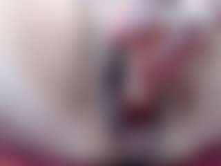 Live cam show with Elizabeth-Wild - Granny on galaxygirlnitro.com