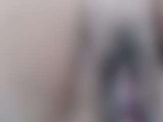 Live cam show with Elizabeth-Wild - Granny on xDating