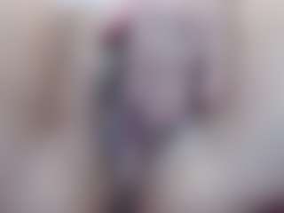 Live cam show with Elizabeth-Wild - Athletic Middle Aged on infinitiblacc.com
