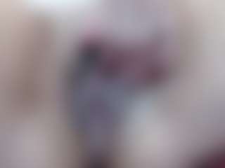 Live cam show with Elizabeth-Wild - Athletic Middle Aged on Gym Cam Girls