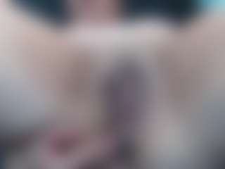 Live cam show with Elizabeth-Wild - Granny on Dolls Live