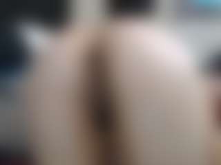 Live cam show with Elizabeth-Wild - Athletic Middle Aged on Porn Luv
