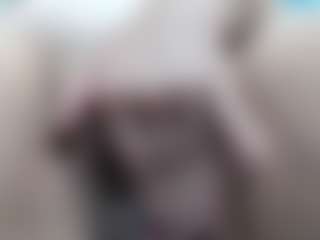 Live cam show with Elizabeth-Wild - Living Room on crypto-cams