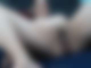 Live cam show with Elizabeth-Wild - Living Room on crypto-cams