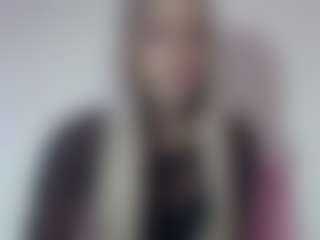 Live cam show with KittyQueen01 - Teen (18+) on Camming Site