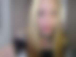 luc11m0r3's Live Sex Cam Show