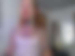 luc11m0r3's Live Sex Cam Show
