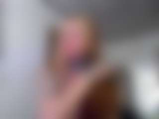 luc11m0r3's Live Sex Cam Show
