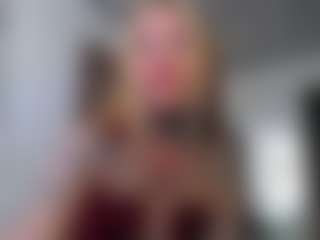 Live cam show with luc11m0r3 - HD on milfzrlive.com