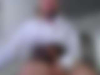 luc11m0r3's Live Sex Cam Show
