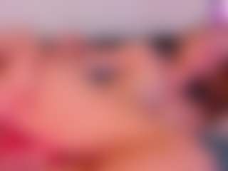 Live cam show with SonyaVlad - Average on Camsoda