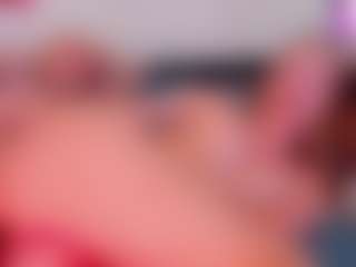 Live cam show with SonyaVlad - Normal on Camsoda