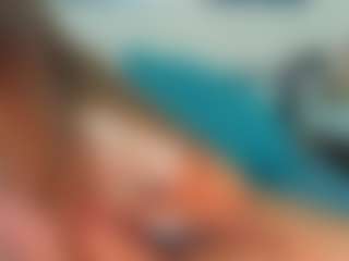 Live cam show with SonyaVlad - Average on intimatelivegirls.com