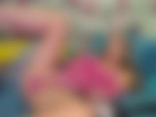 Live cam show with SonyaVlad - Blue Eyes on CamClone