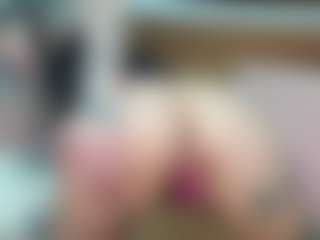 AlexissNight's Live Sex Cam Show