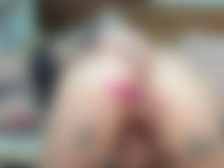AlexissNight's Live Sex Cam Show