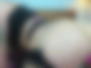 Live cam show with AlexissNight - Petite on Gym Cam Girls