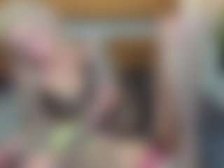 Live cam show with AlexissNight - Green Eyes on fuklive.com