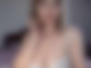 Lara's Live Sex Cam Show