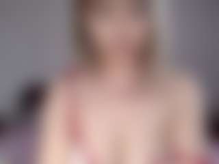 Lara's Live Sex Cam Show