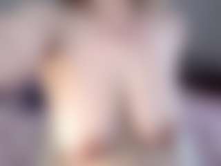 Lara's Live Sex Cam Show