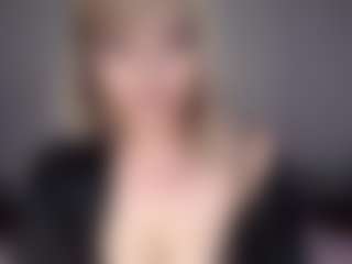 Lara's Live Sex Cam Show