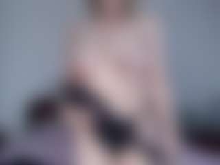Lara's Live Sex Cam Show