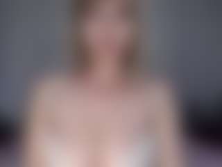 Live cam show with Lara - Asian Big Tits on Soda Cam